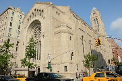09-1 Temple Emanu-El of New York Is One of the Largest Synagogues In The World.At 1 E 65 St In Upper East Side New York City